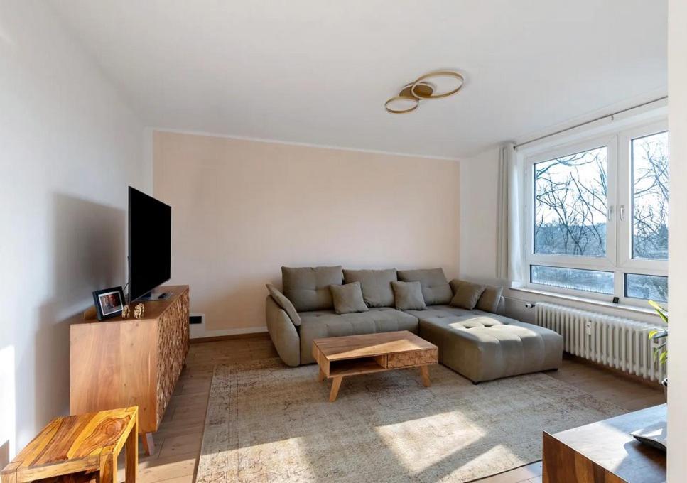 Charmentes Privatzimmer Mit Kueche, Naturgebiet Düsseldorf Pokoj fotografie